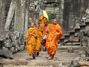 cambodia angkor wat monks temple 1569431